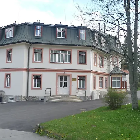 Helenka Stara Morava *