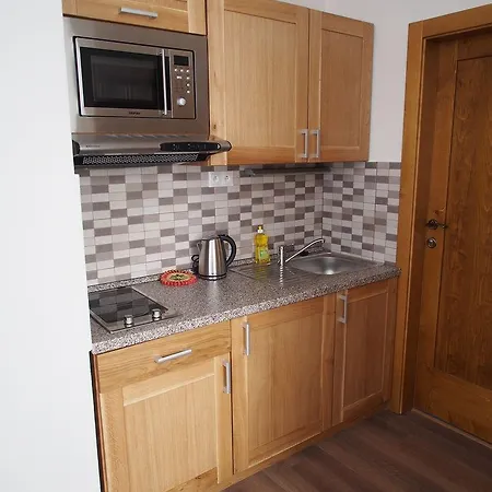 Helenka Stara Morava *