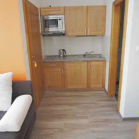 Helenka Stara Morava * טטרנסקה לומניקה